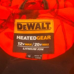 DEWALT HEATED COAT W BATTERY CHARGE ADAPTER